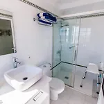 빌라 Seaview Coastal On Front Line With Amazing Sea Views And Large Terrace *