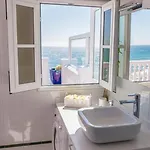 빌라 Seaview Coastal On Front Line With Amazing Sea Views And Large Terrace *