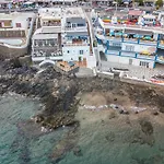 Seaview Coastal On Front Line With Amazing Sea Views And Large Terrace