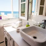 Seaview Coastal On Front Line With Amazing Sea Views And Large Terrace * Puerto del Carmen (Lanzarote)
