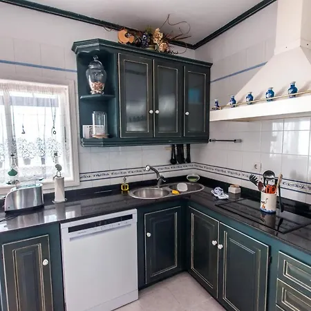 Seaview Coastal On Front Line With Amazing Sea Views And Large Terrace Puerto del Carmen (Lanzarote)