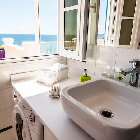 Seaview Coastal On Front Line With Amazing Sea Views And Large Terrace * 卡门港