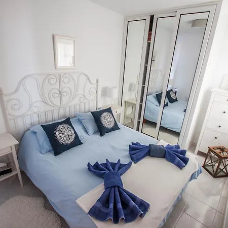 ヴィラ Seaview Coastal On Front Line With Amazing Sea Views And Large Terrace